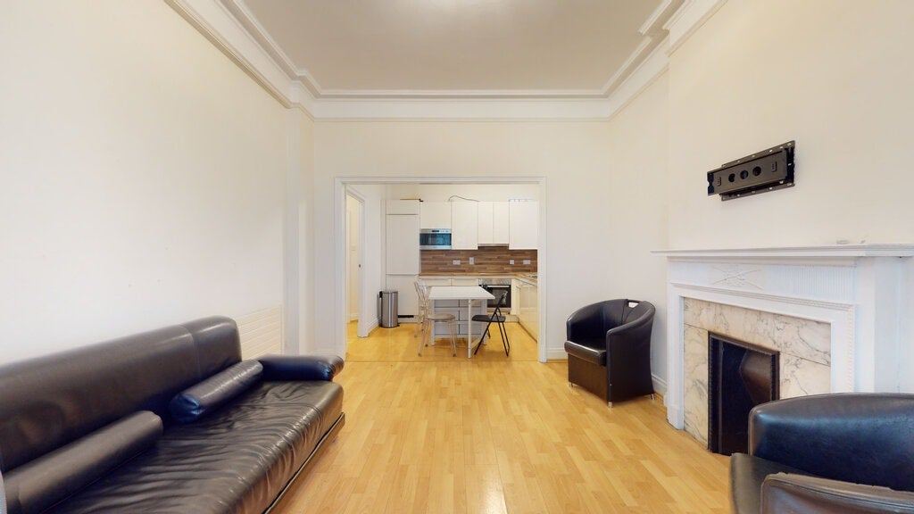 Flat Berkeley Street in City of Westminster
