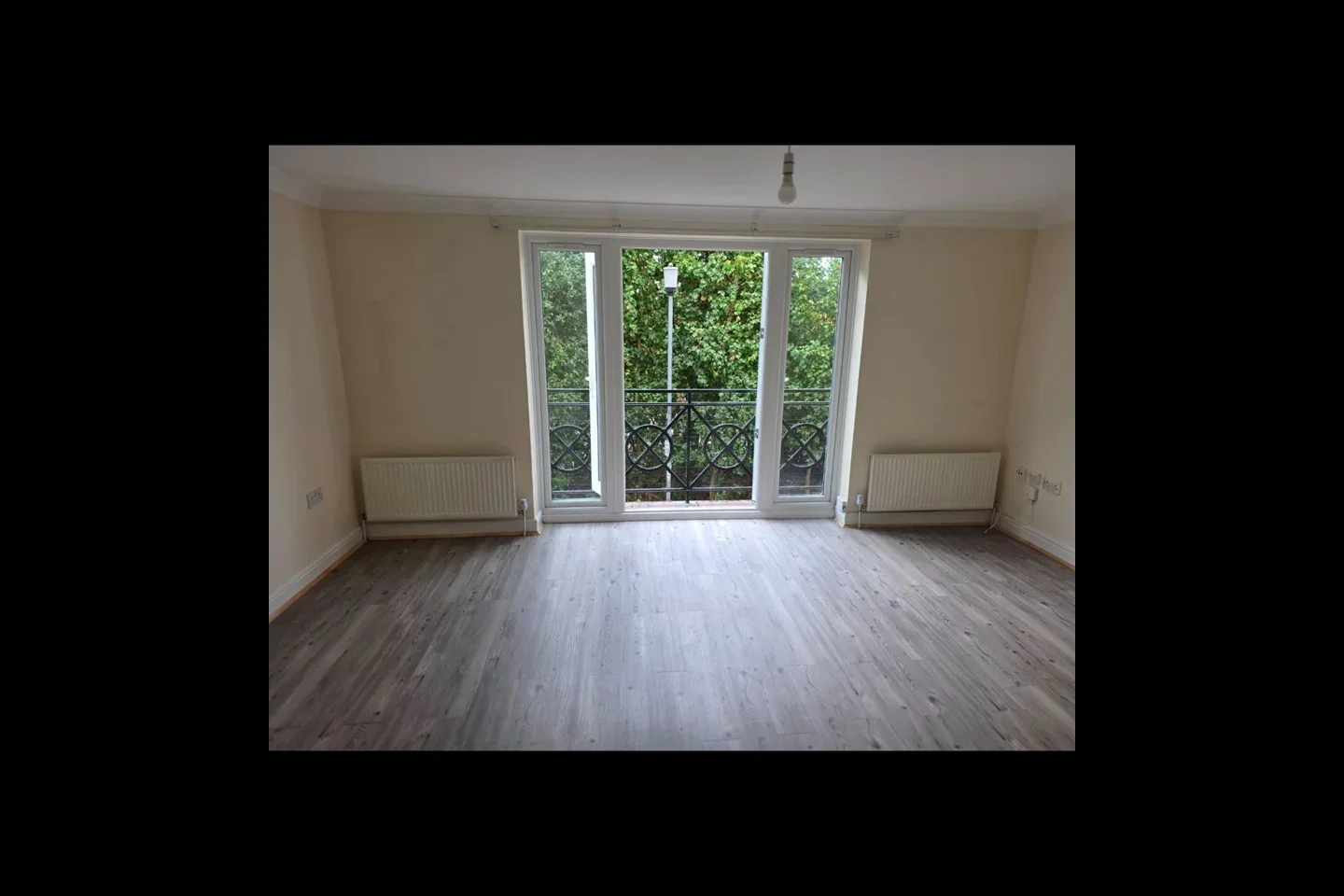 House Punchard Crescent in Greater London