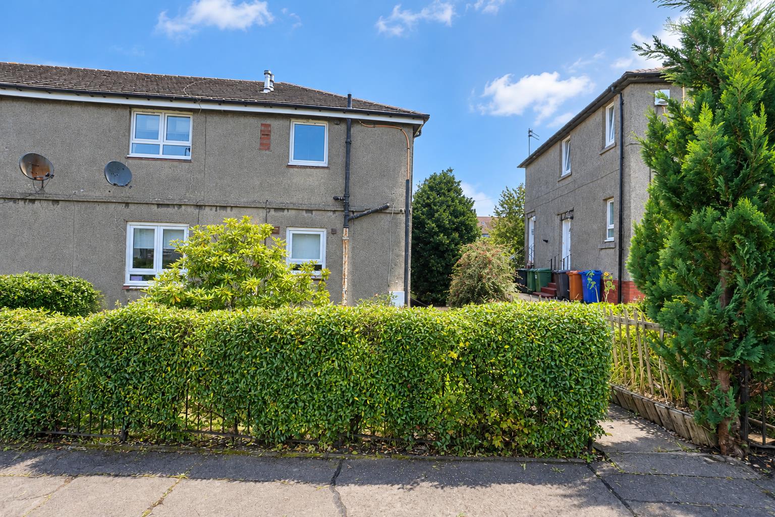 Flat Crawriggs Avenue in Kirkintilloch