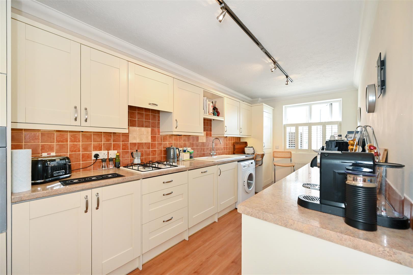 Flat Fitzalan Road in Arun