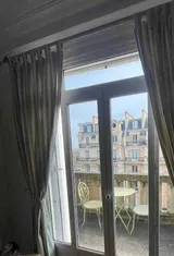 Flat Avenue de Suffren in Paris
