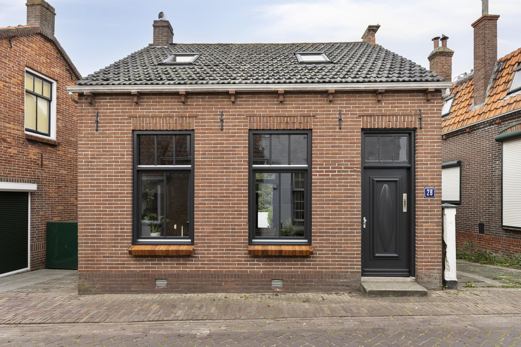 Huis Zuiddijkstraat 28 in Brouwershaven