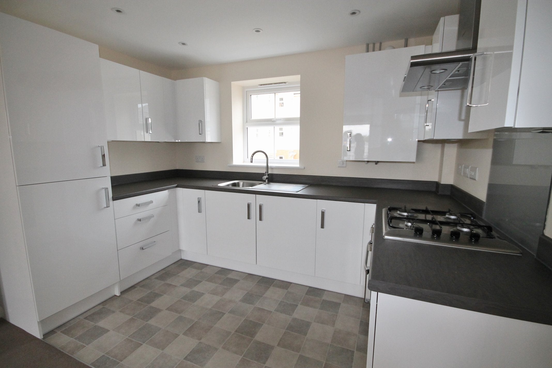 Flat Oak Leaze in Bristol