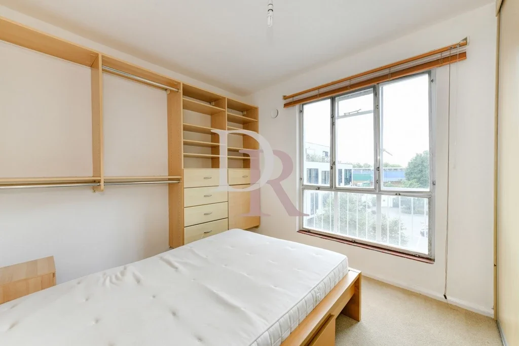 Flat Aberdeen Lane in Greater London