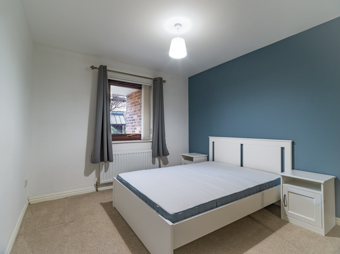 Flat Broad Garth in Newcastle upon Tyne