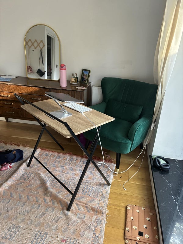 Room Dispensary Lane in Greater London