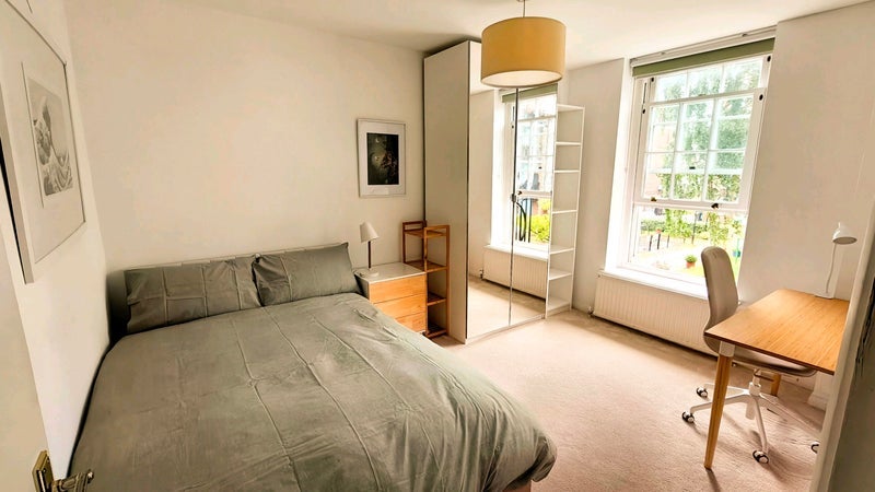 Room Trinity Gardens in Greater London