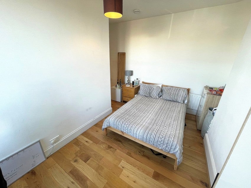 Flat Orchard Road in Portsmouth