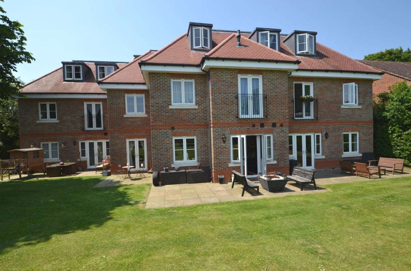 Flat Dunmow Road in East Hertfordshire