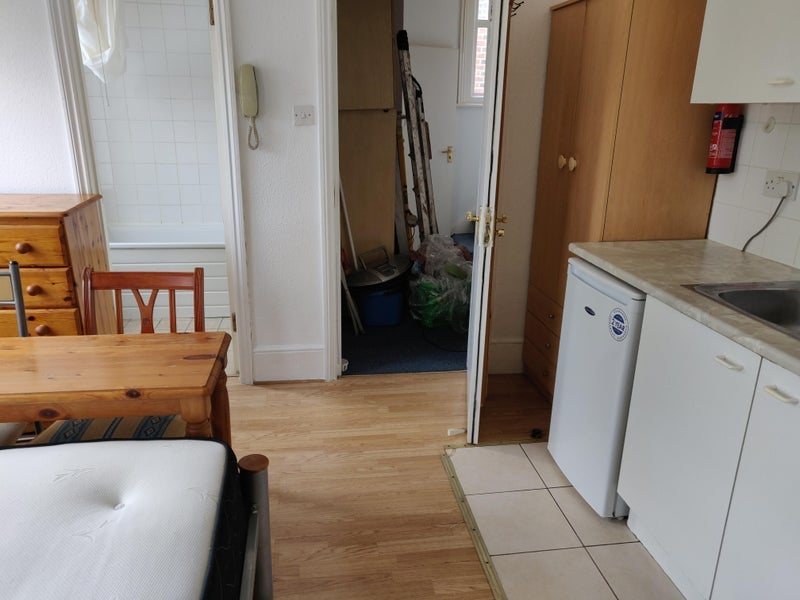 Flat Stanmore Road in Greater London