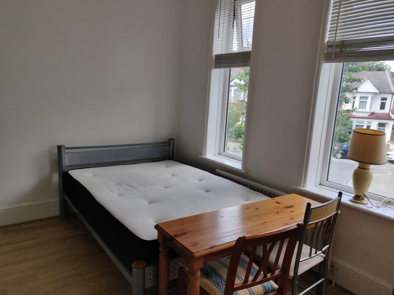 Flat Stanmore Road in Greater London