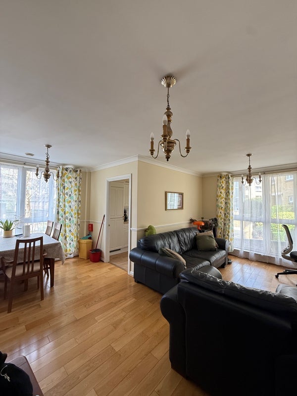 Room Thomas More Street in Greater London