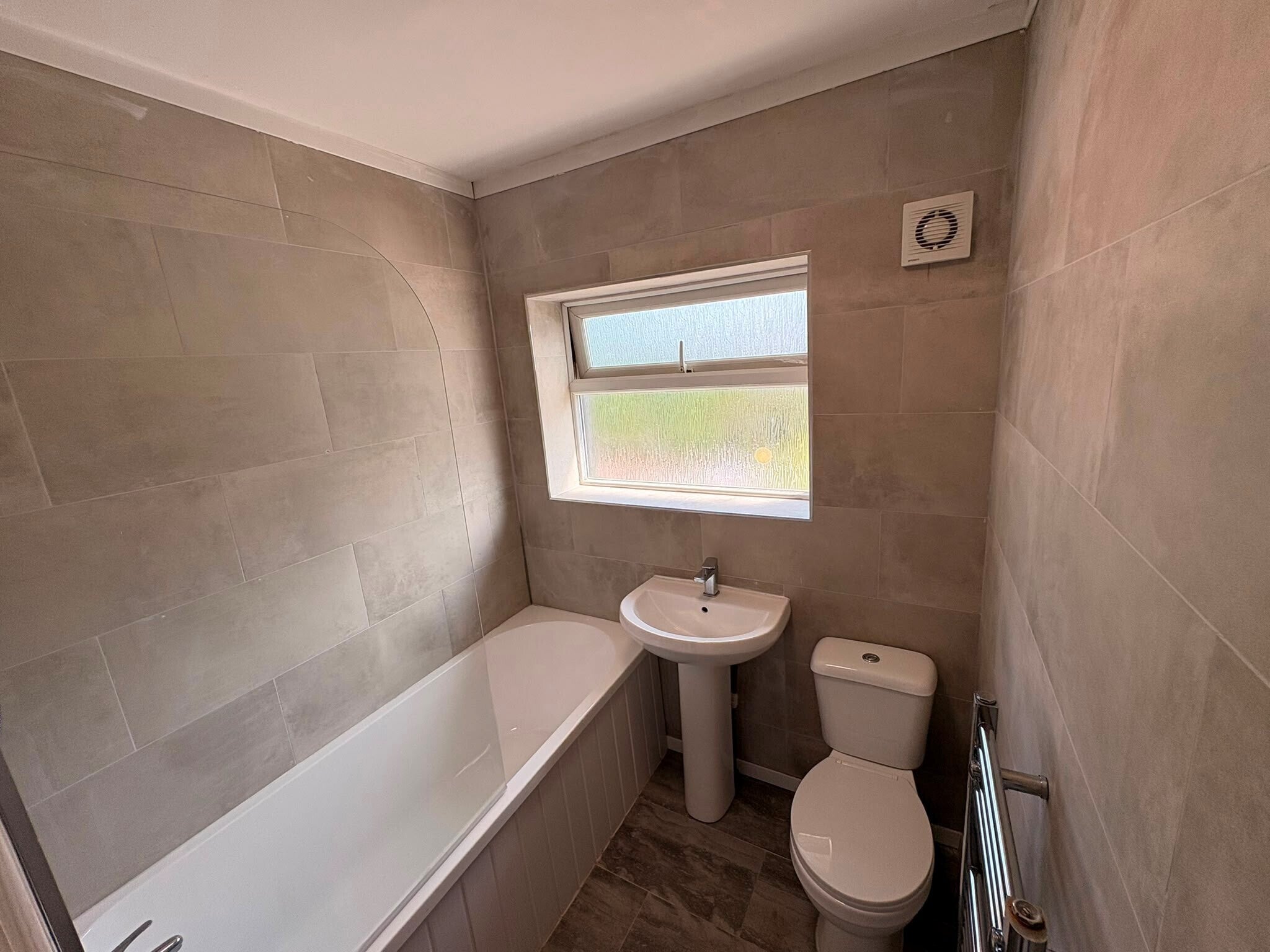 Room Osmaston Road in Derby