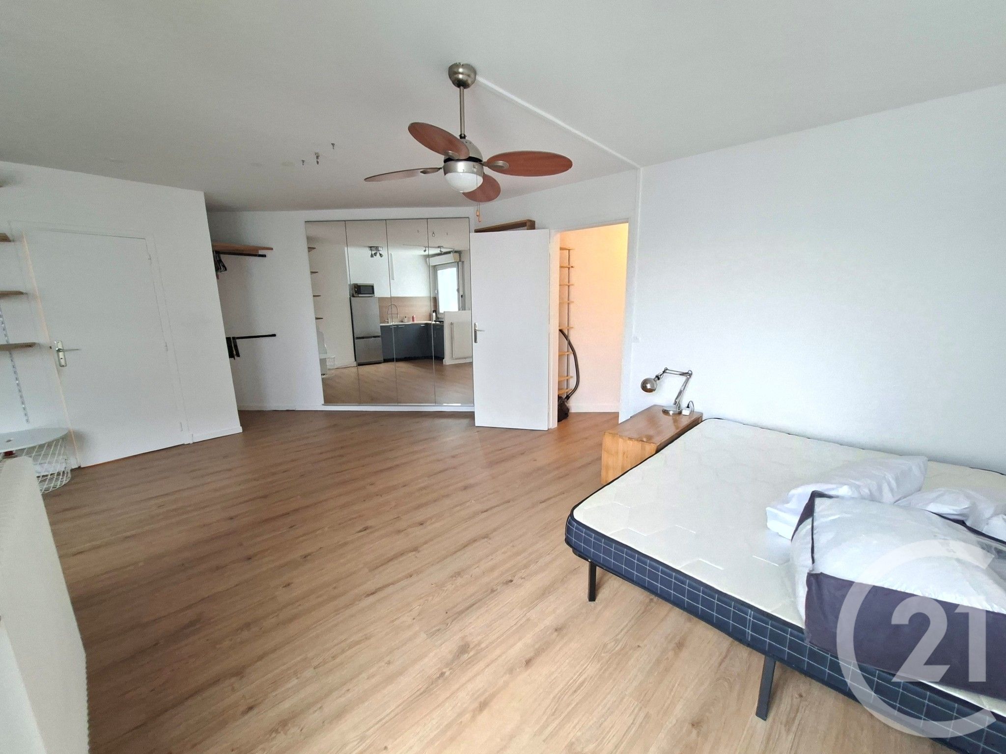 Flat Rue Saint-Amand in Paris
