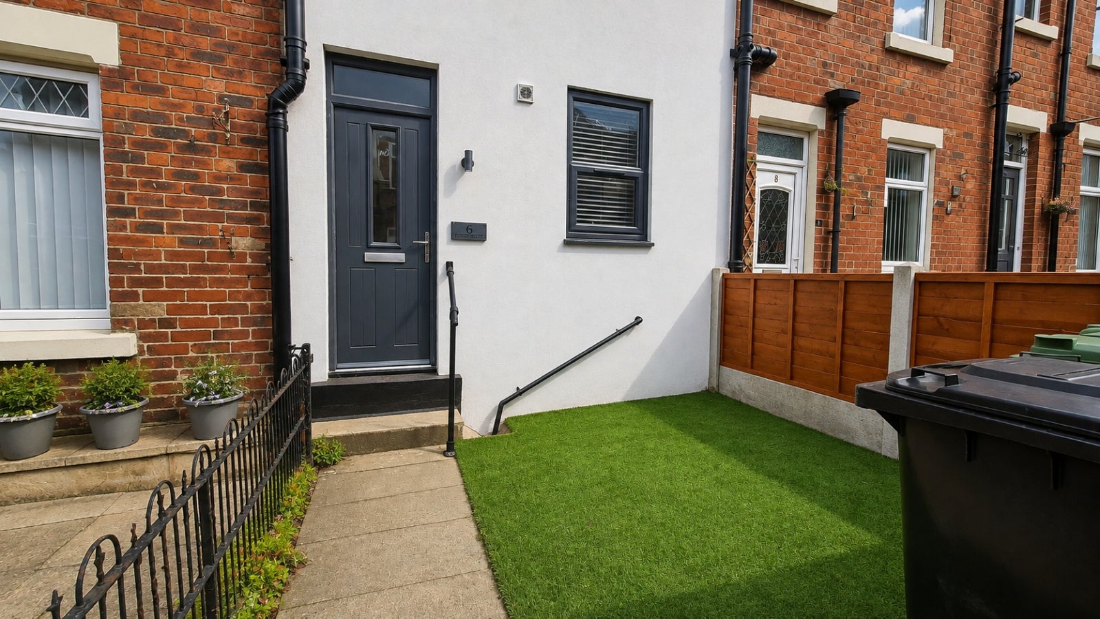 House Whitehall Green in Leeds