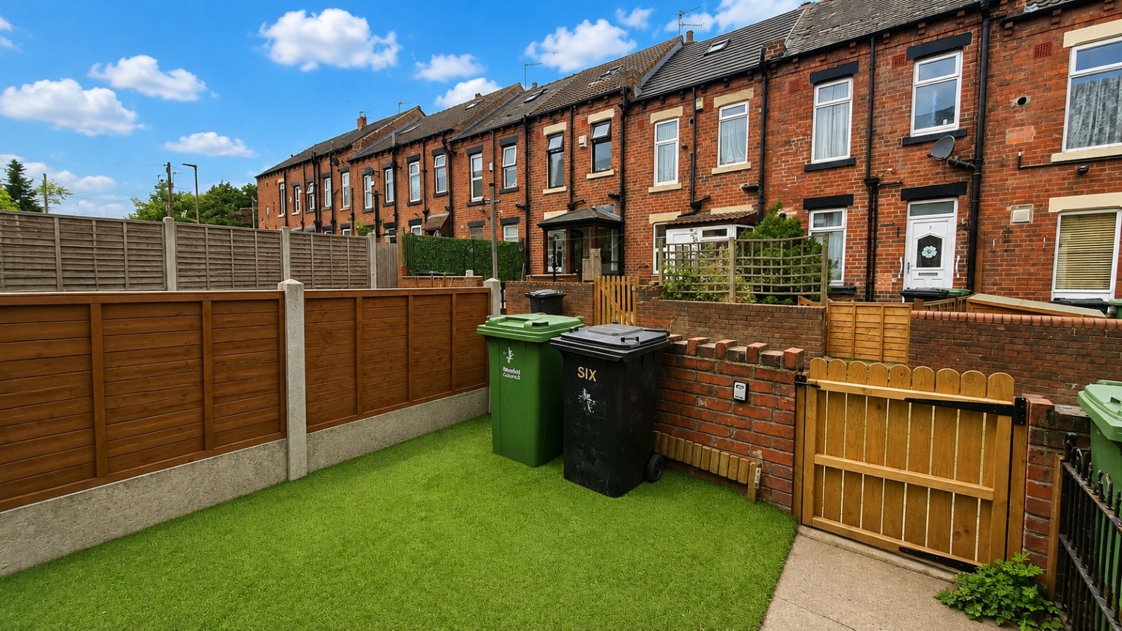 House Whitehall Green in Leeds