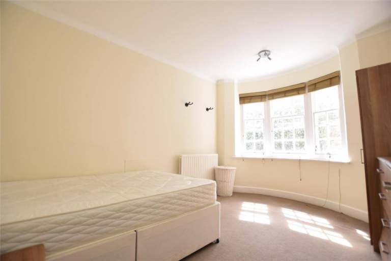 Room Higham Road in Greater London