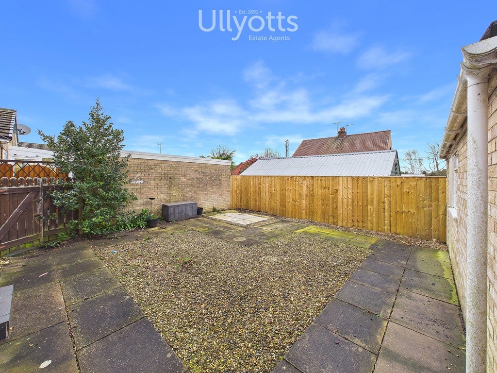 House Almond Close in Driffield