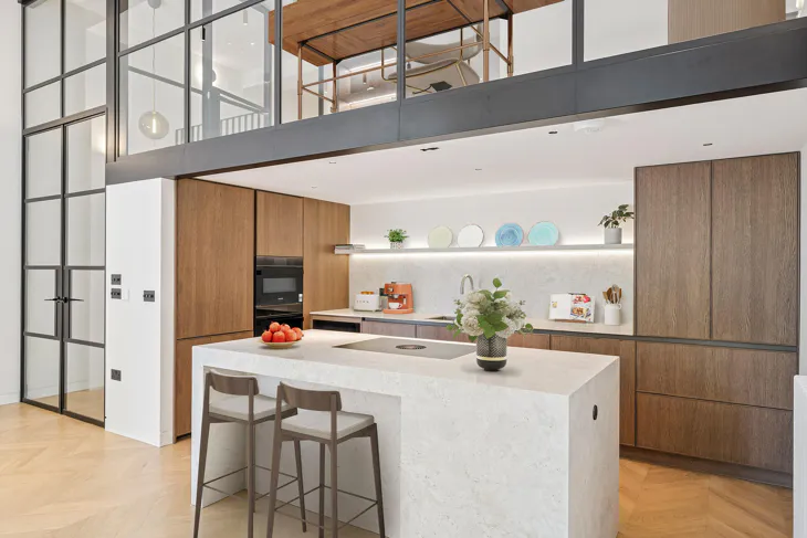 Flat Gaspar Mews in Greater London