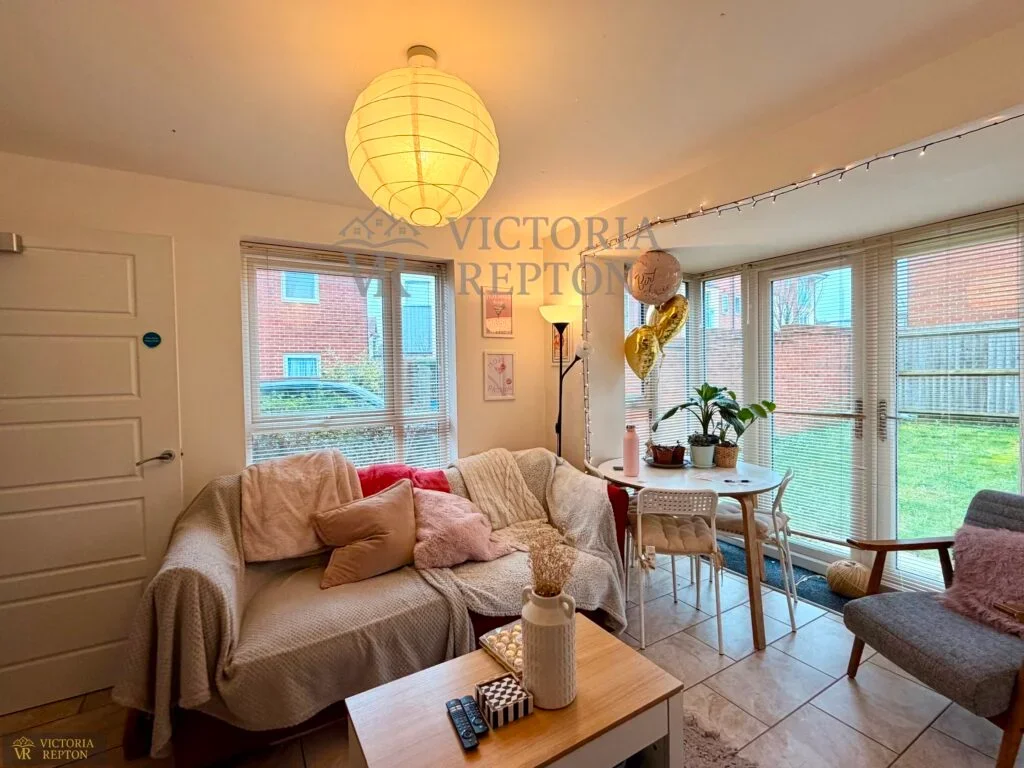 House Perrymans Close in Bristol