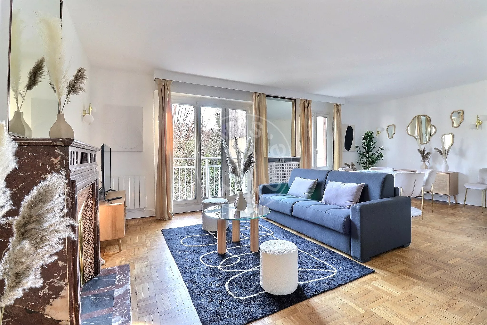 Flat Rue du Quatre Septembre in Issy-les-Moulineaux