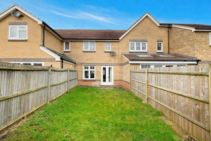 House Barry Square in Bracknell