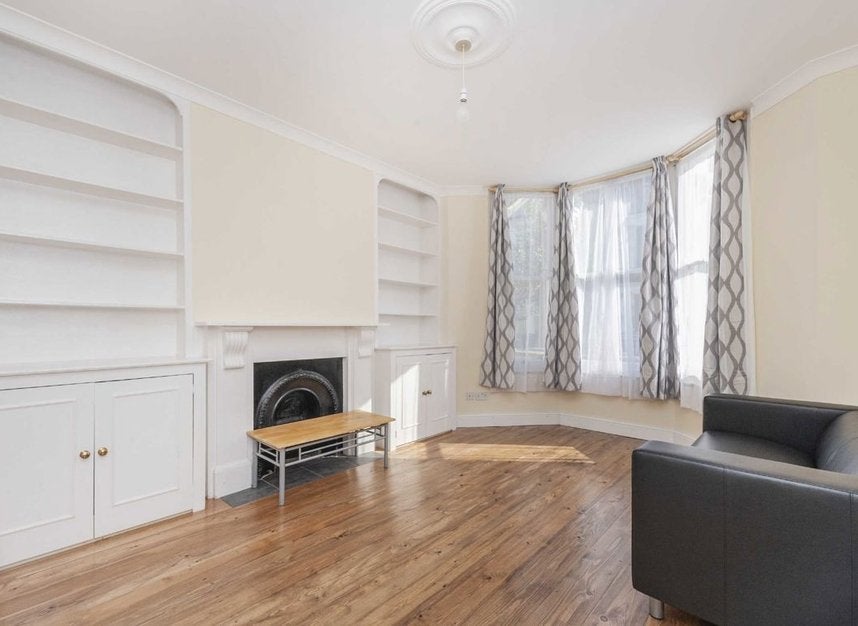 House Kenwyn Road in Greater London