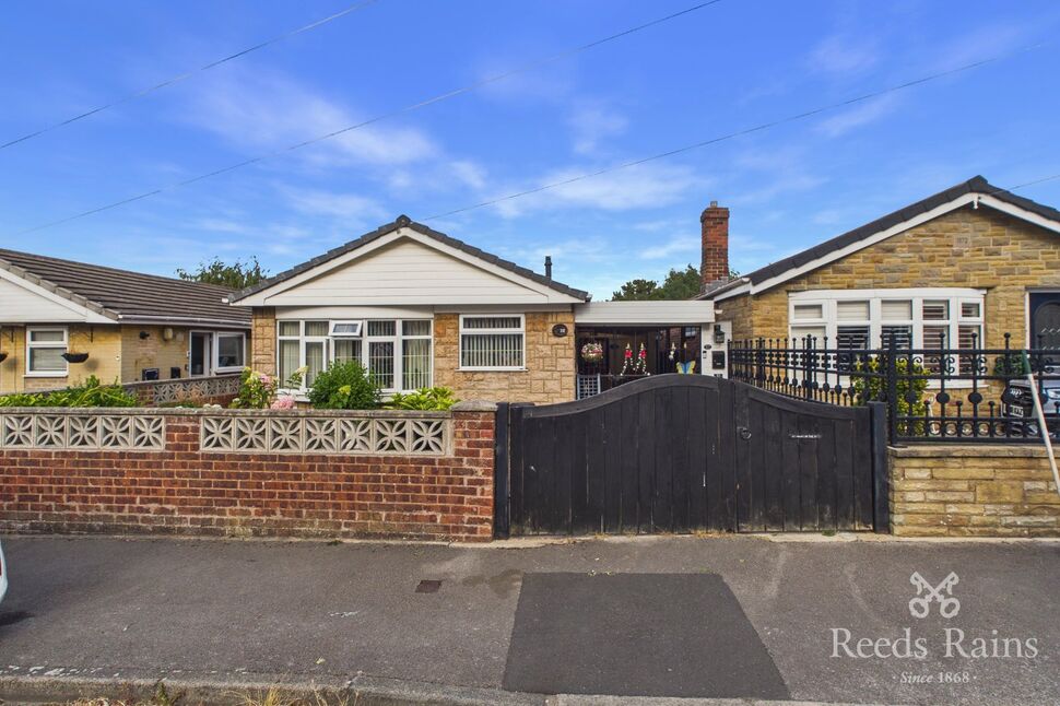 House Downland Crescent in Wakefield
