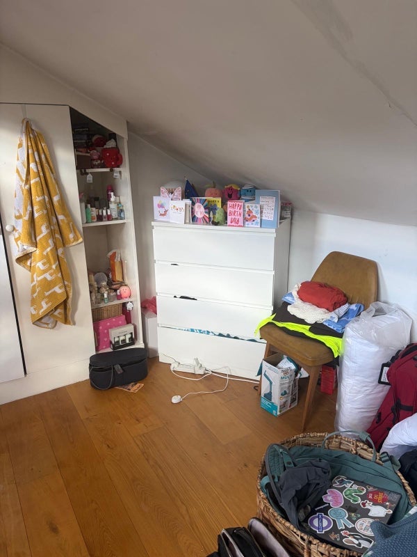 Room Mayton Street in Greater London