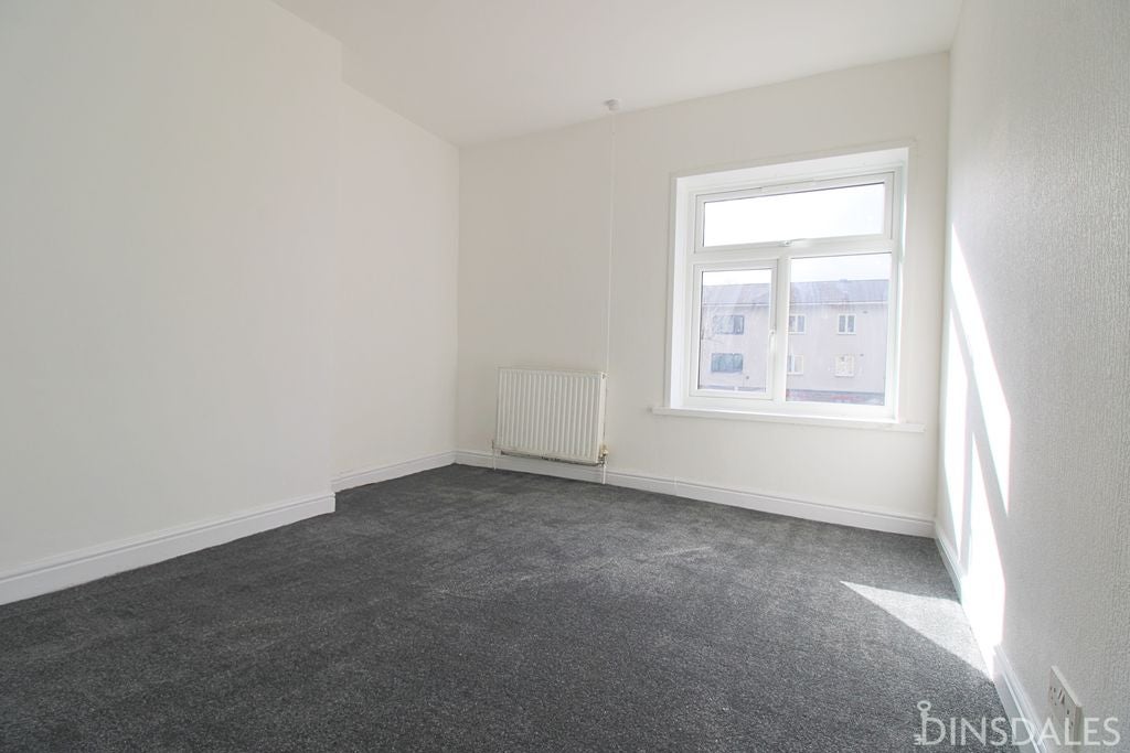 Flat Whetley Lane in Bradford