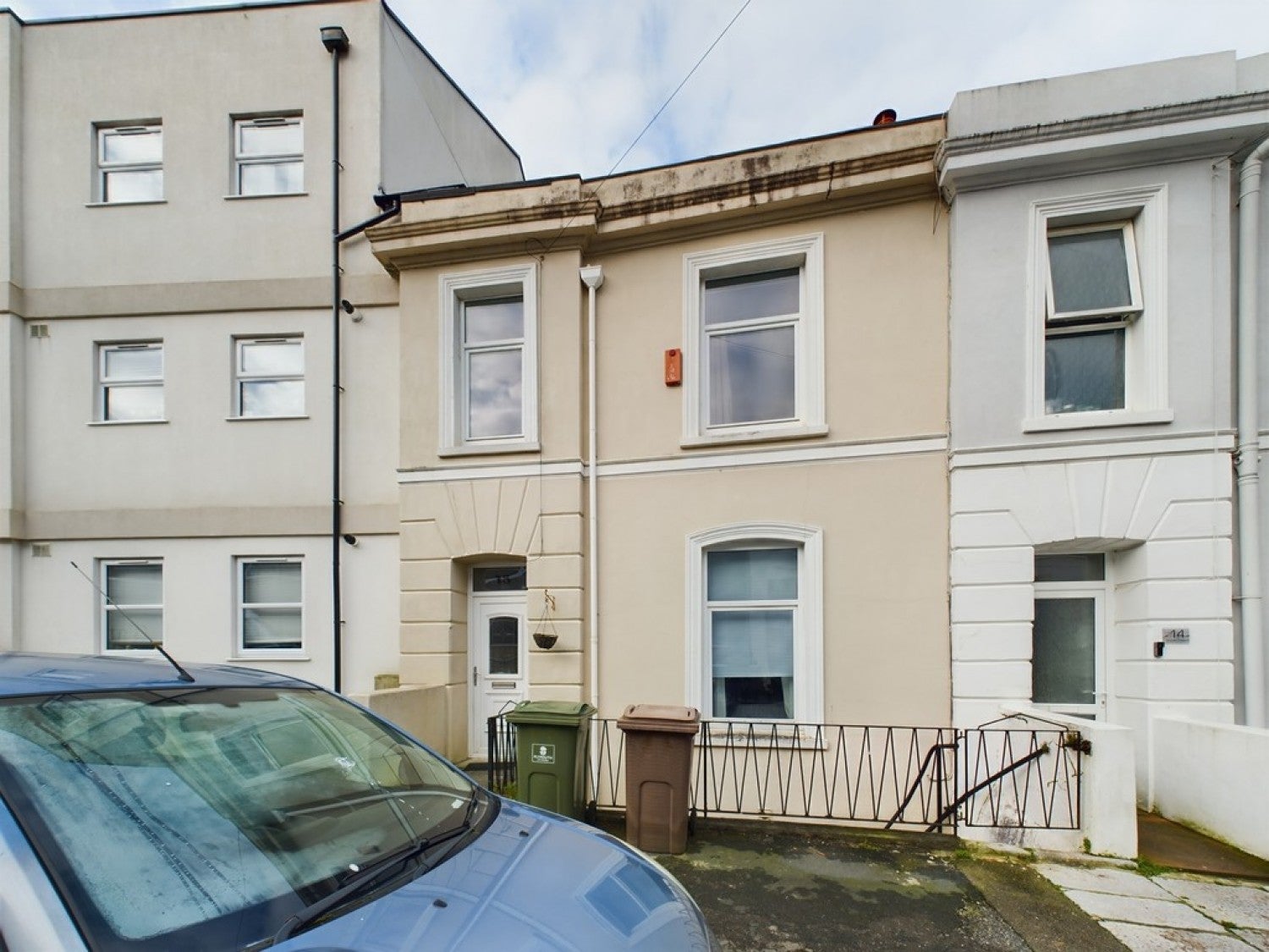 Flat Arundal Crescent in Plymouth