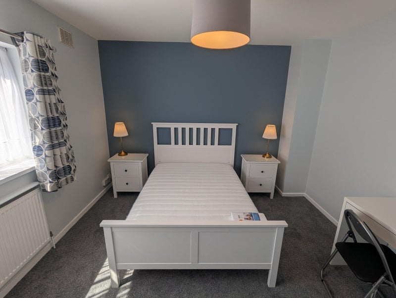 Room The Hides in Harlow
