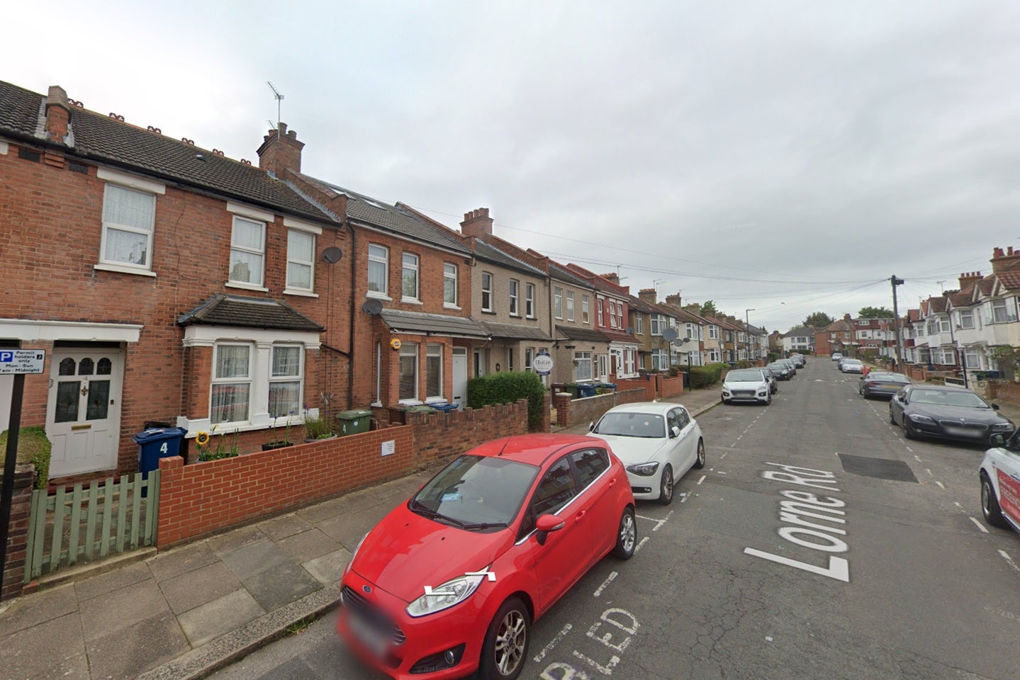Flat Lorne Road in Greater London