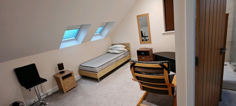 Room Woolcombers Way in Bradford