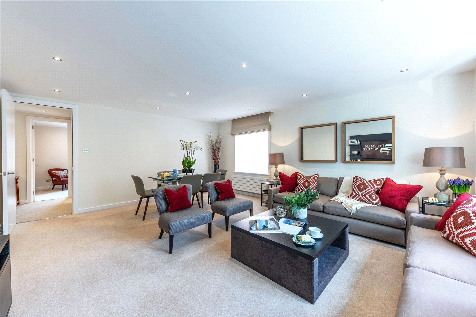 Flat Holbein Place in Greater London