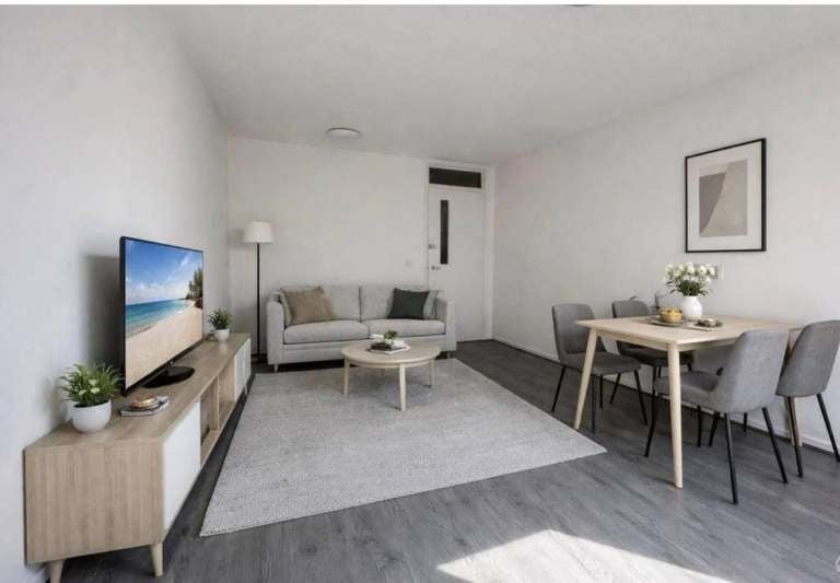 Flat Croydon Grove in Greater London