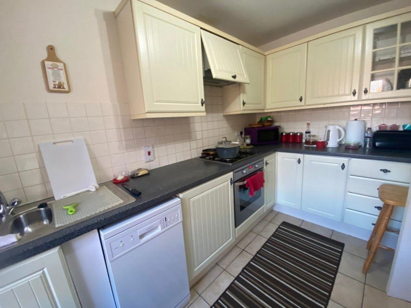 House Farnborough Close in Corby