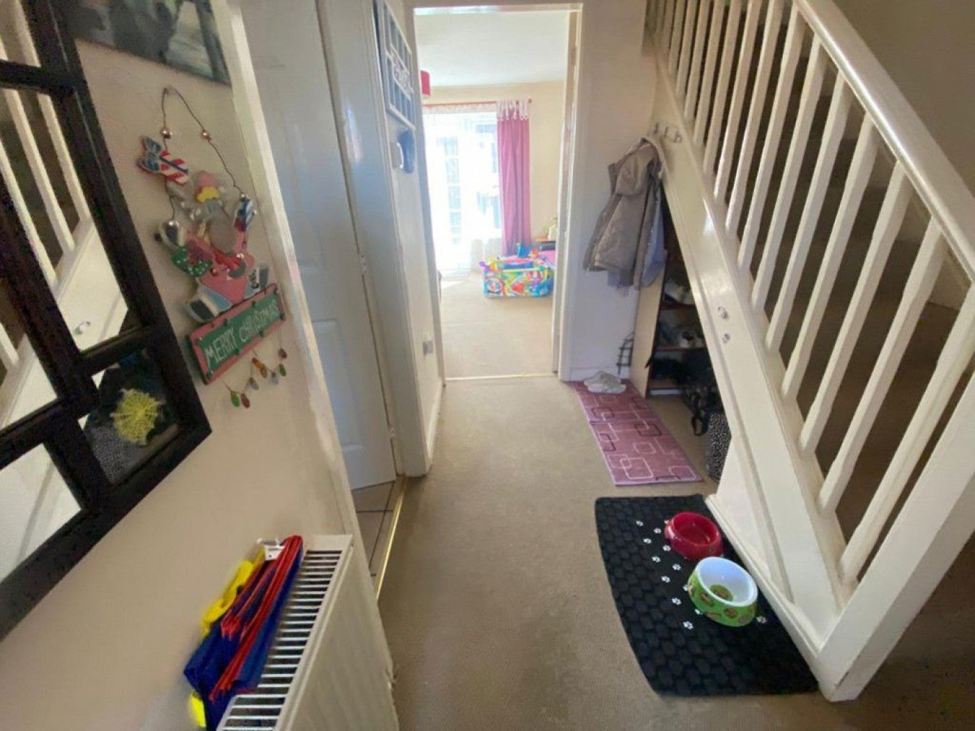 House Farnborough Close in Corby