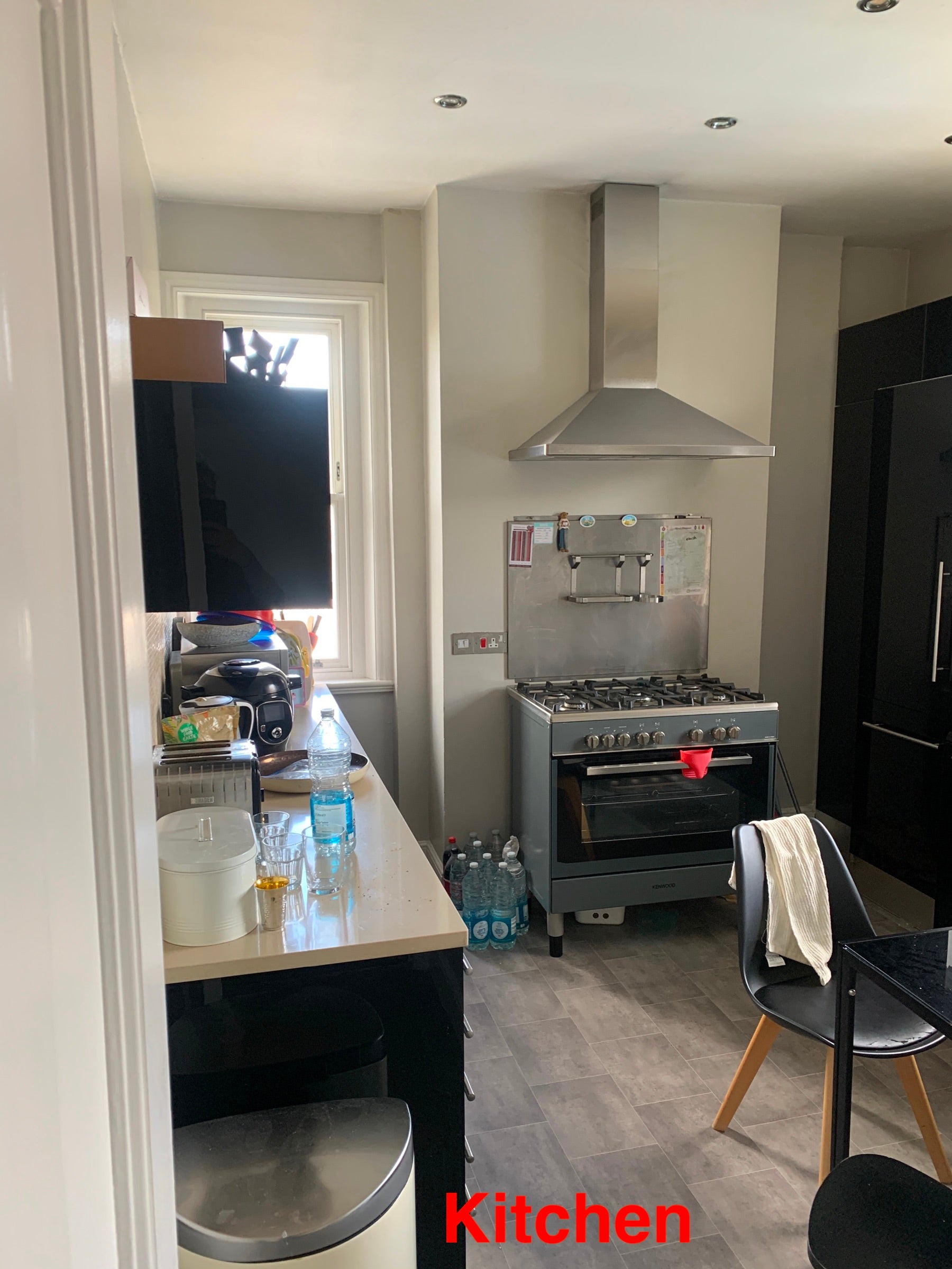 Flat Finchley Road in Greater London