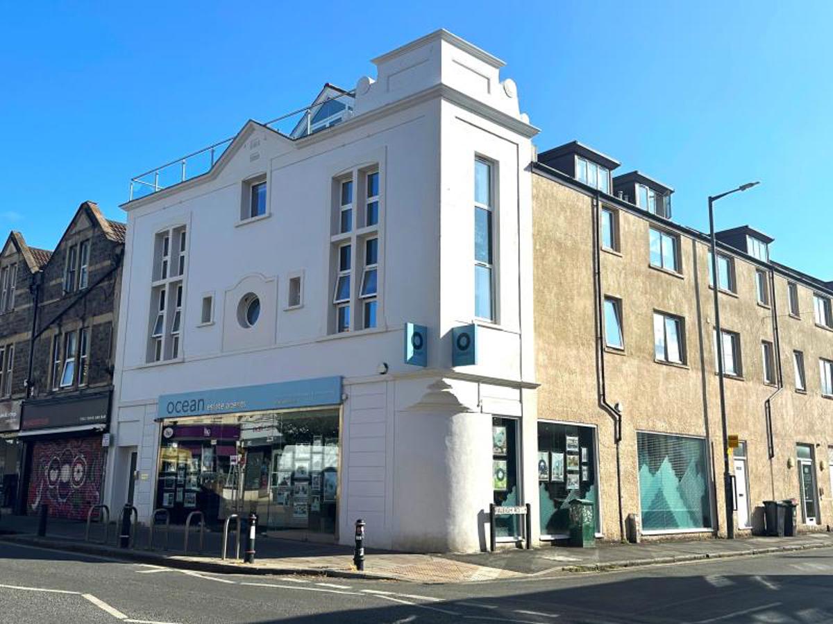 Flat North Street in Bristol