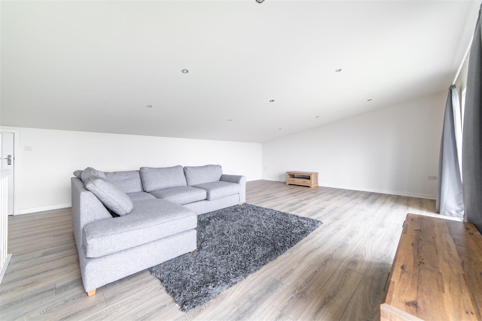 Flat Elmwood Park Court in Newcastle upon Tyne