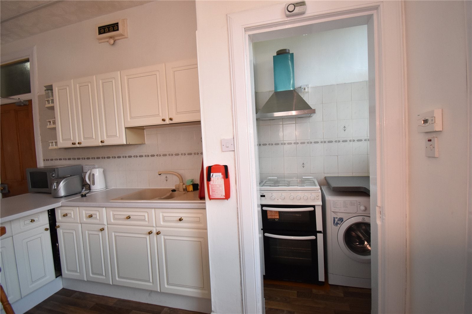 Flat Strathearn Road in City of Edinburgh