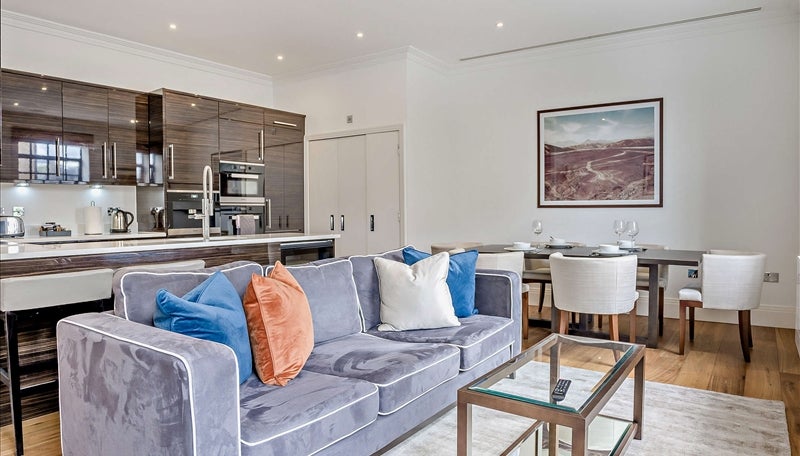 Flat Rainville Road in Greater London