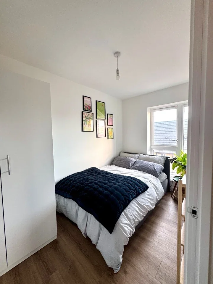 Room Lance Street in Greater London