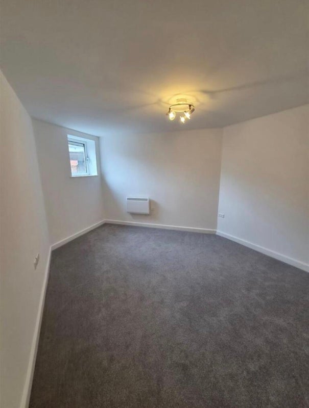 Room Warstone Lane in Birmingham