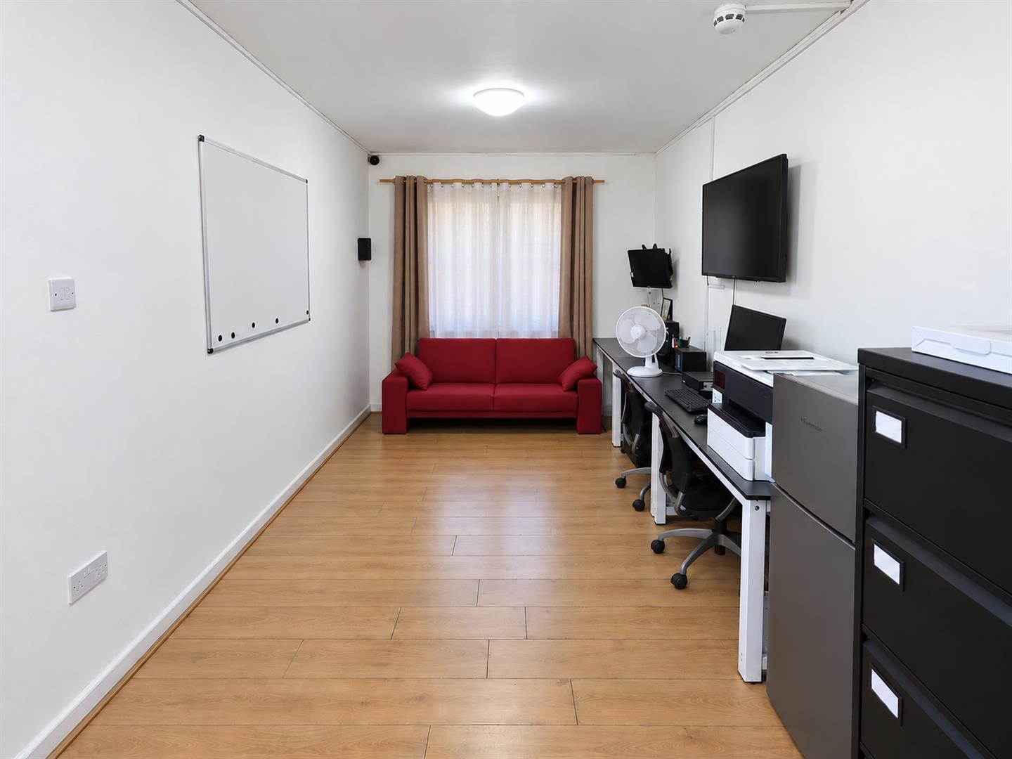 Room Shannon Close in London