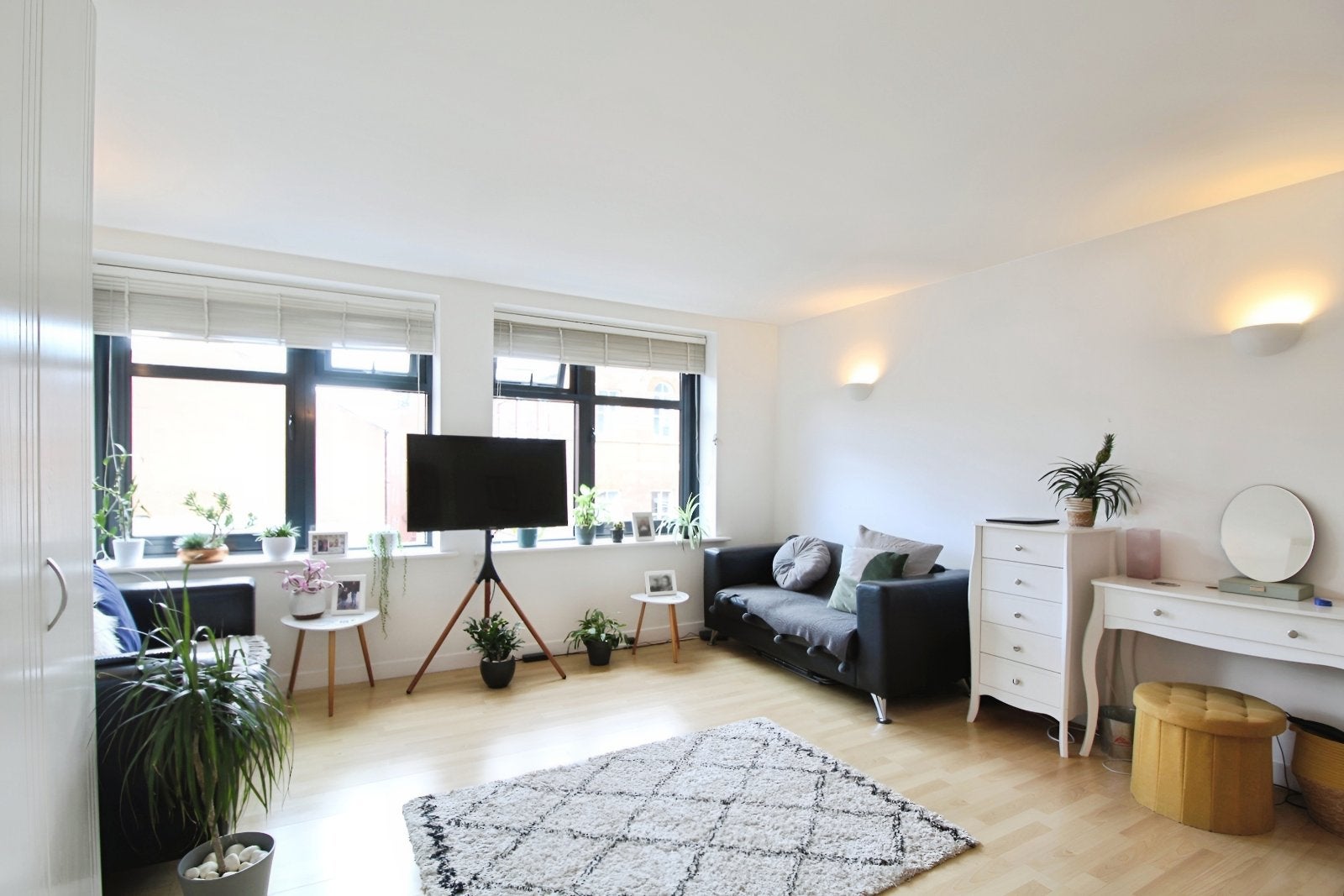 Flat York Place in Leeds
