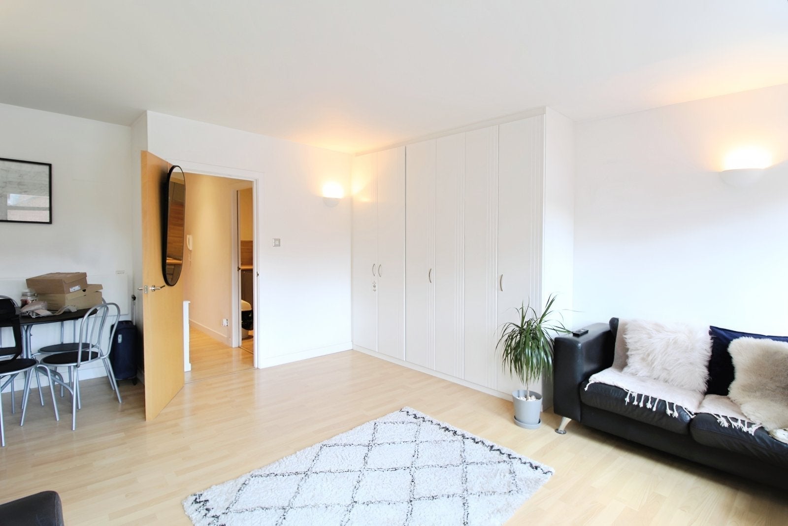 Flat York Place in Leeds