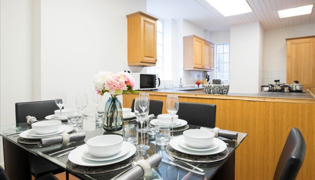 Flat Lodge Road in City of Westminster