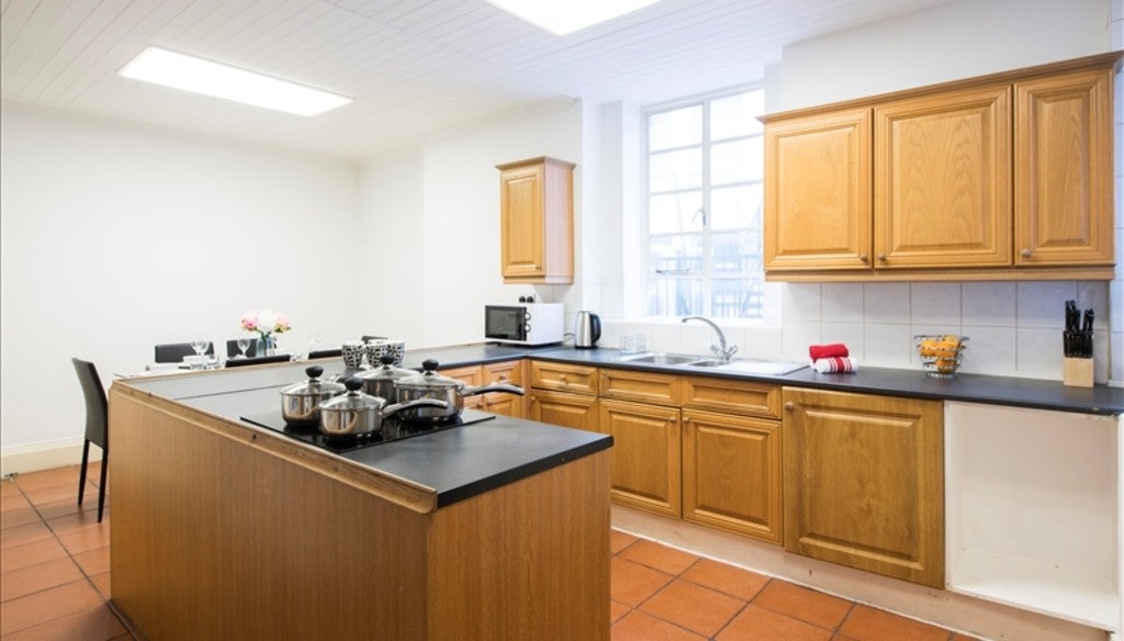 Flat Lodge Road in City of Westminster